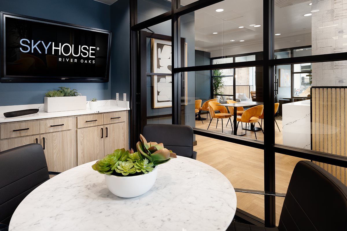 SkyHouse River Oaks Apartments